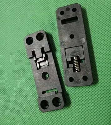 supporto di nylon di plastica della clip del montaggio della ferrovia di baccano di larghezza di 25mm sul supporto RB-235 della ferrovia di baccano di 35mm